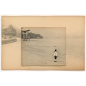 Fille sur le rivage, Hiroshima